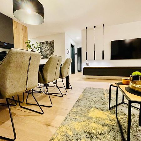 Apartman Ana ดารูวาร์ ภายนอก รูปภาพ